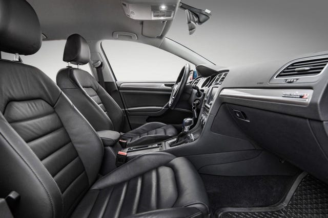 2015 VOLKSWAGEN GOLF - 8