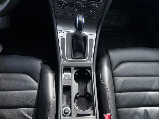 2015 VOLKSWAGEN GOLF - 20