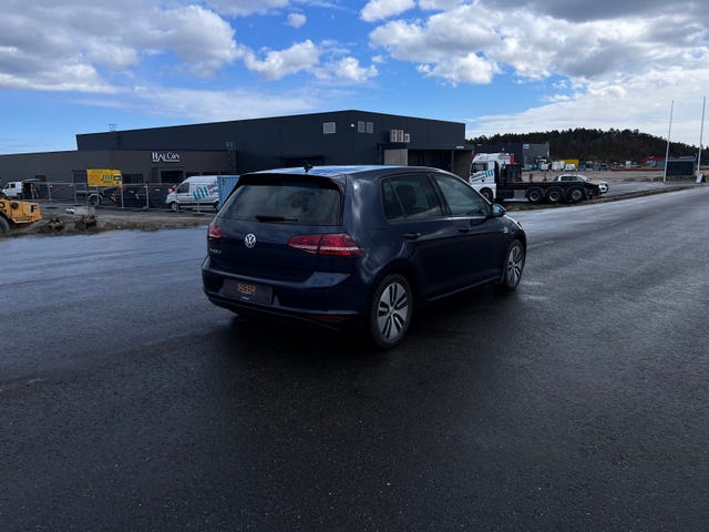 2015 VOLKSWAGEN GOLF - 7