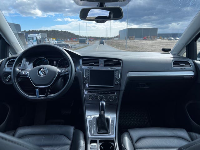 2015 VOLKSWAGEN GOLF - 13