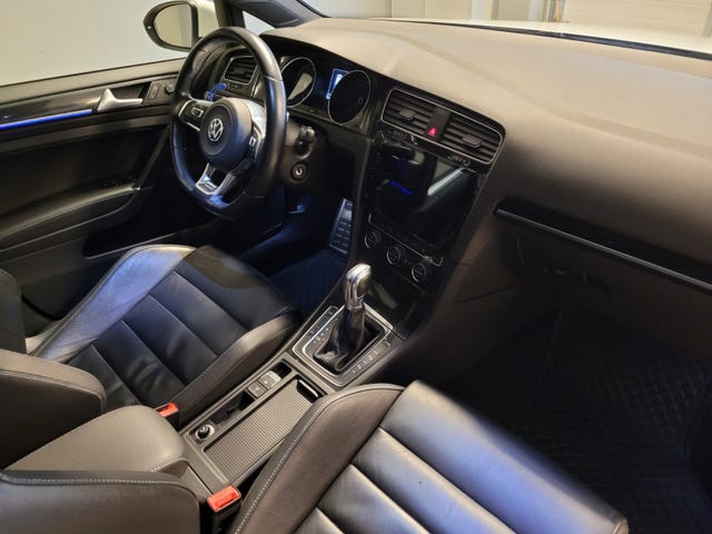 2015 VOLKSWAGEN GOLF - 16