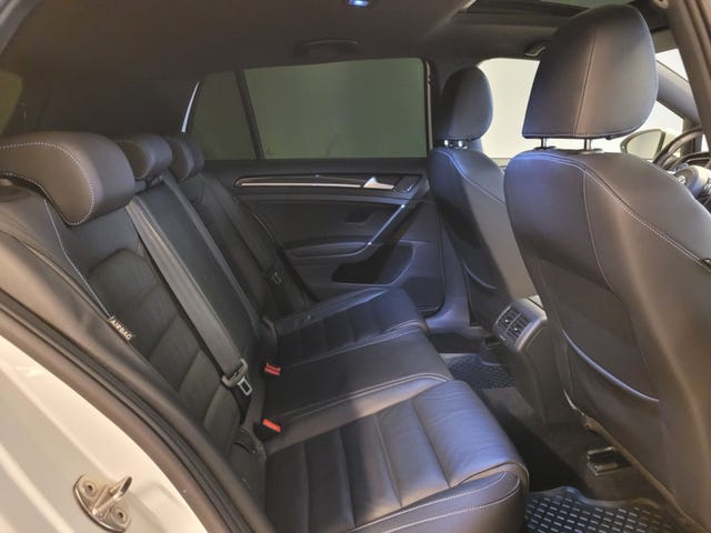 2015 VOLKSWAGEN GOLF - 19