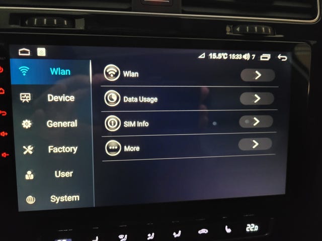 2015 VOLKSWAGEN GOLF - 32