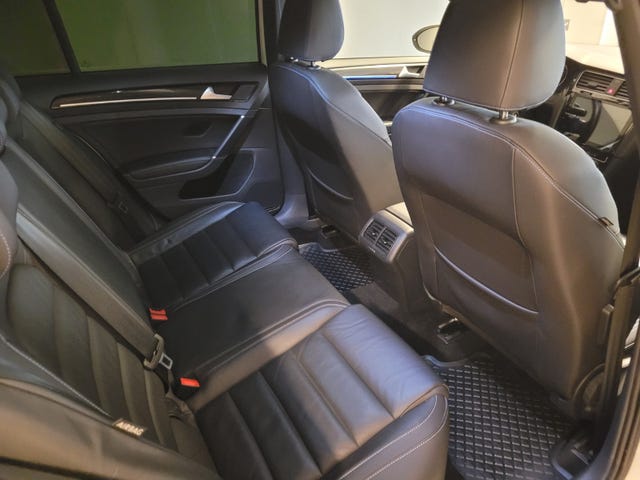 2015 VOLKSWAGEN GOLF - 17