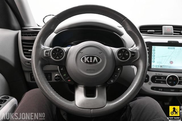 2016 KIA SOUL - 27