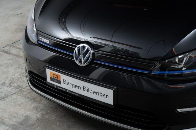 2015 VOLKSWAGEN GOLF - 23
