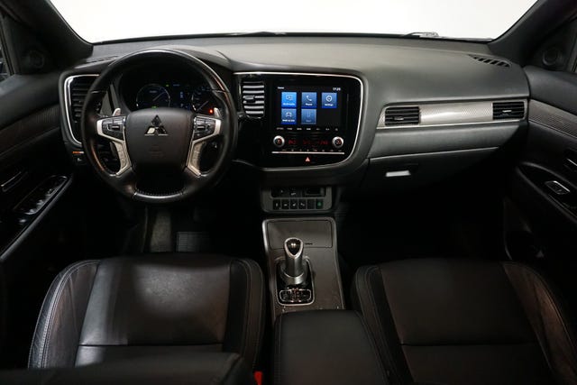 2020 MITSUBISHI OUTLANDER - 8
