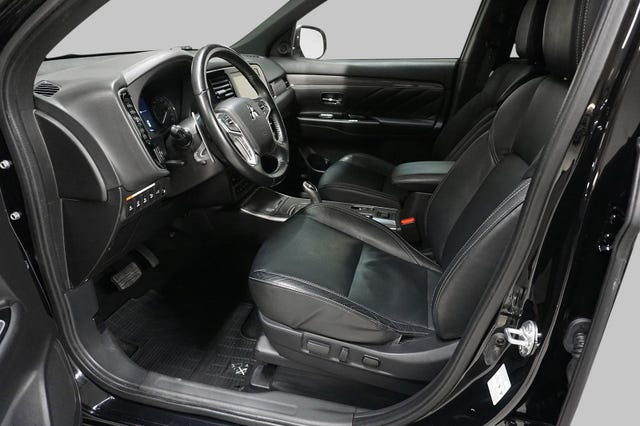 2020 MITSUBISHI OUTLANDER - 7