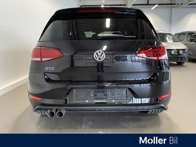 WVWZZZAUZJW805791 2018 VOLKSWAGEN GOLF-4