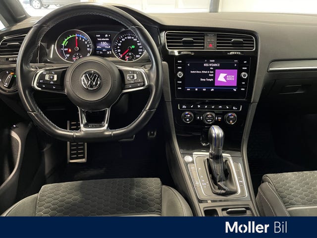 2018 VOLKSWAGEN GOLF - 13