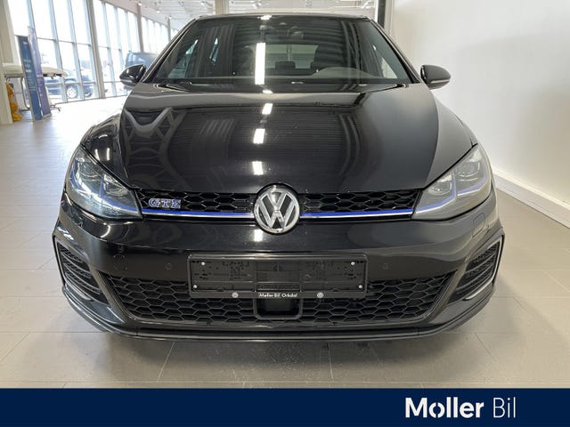 WVWZZZAUZJW805791 2018 VOLKSWAGEN GOLF-3