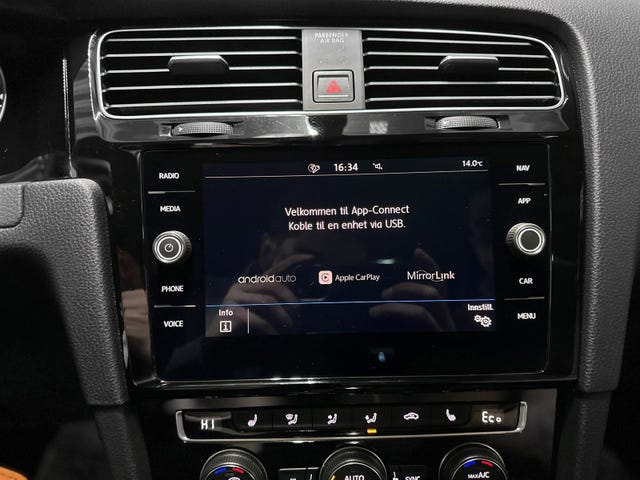 2018 VOLKSWAGEN GOLF - 19
