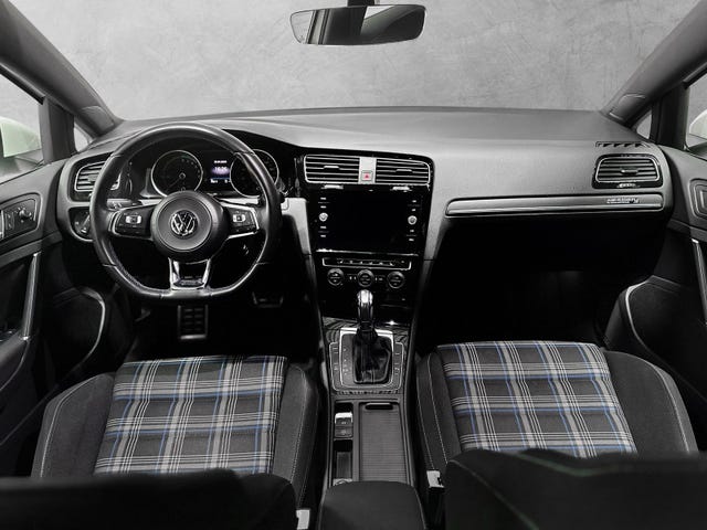 2018 VOLKSWAGEN GOLF - 17