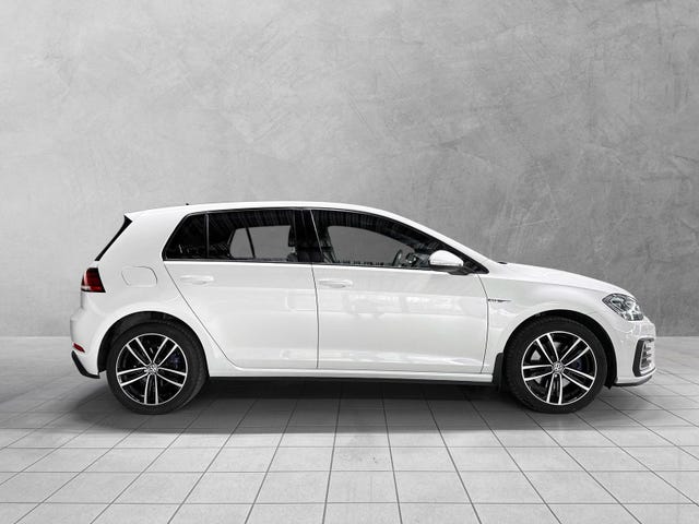 WVWZZZAUZJW804241 2018 VOLKSWAGEN GOLF-5