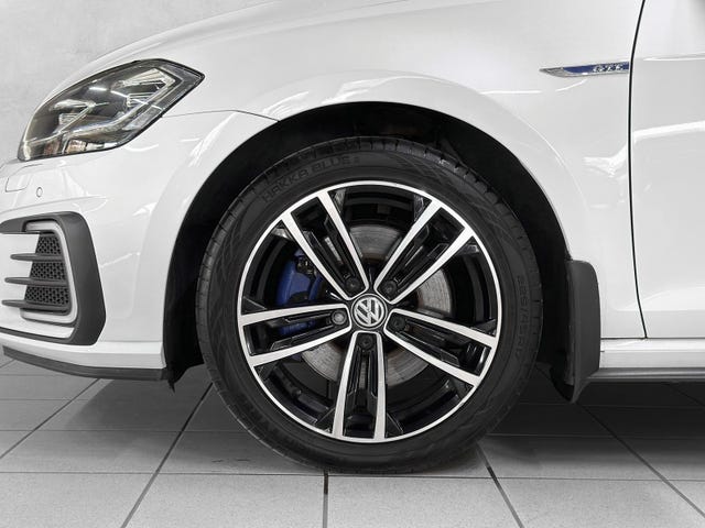 2018 VOLKSWAGEN GOLF - 9