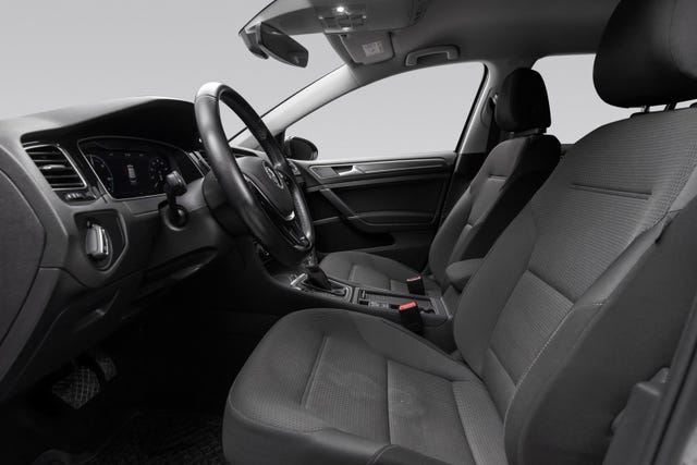 2018 VOLKSWAGEN GOLF - 13