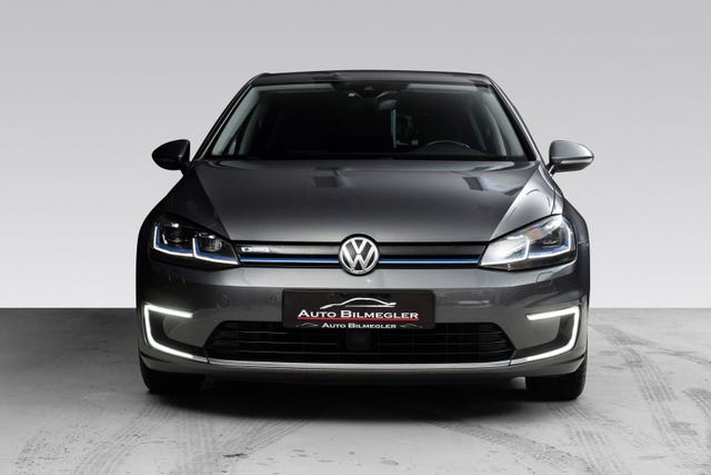 WVWZZZAUZJW908272 2018 VOLKSWAGEN GOLF-4