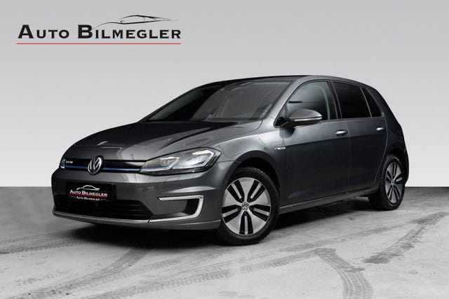 WVWZZZAUZJW908272 2018 VOLKSWAGEN GOLF-0