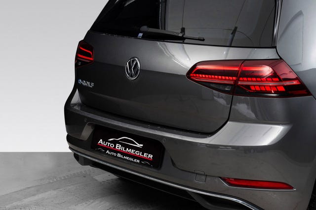 2018 VOLKSWAGEN GOLF - 9
