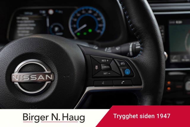 2022 NISSAN LEAF - 17