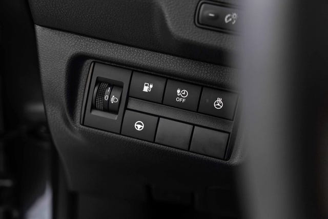2022 NISSAN LEAF - 13