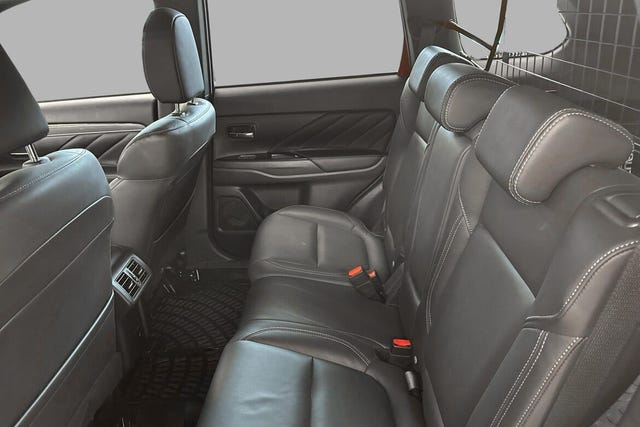 2020 MITSUBISHI OUTLANDER - 16