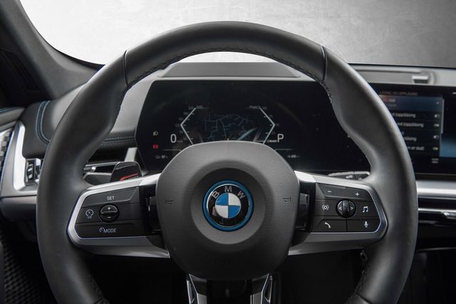 2024 BMW IX1 - 15