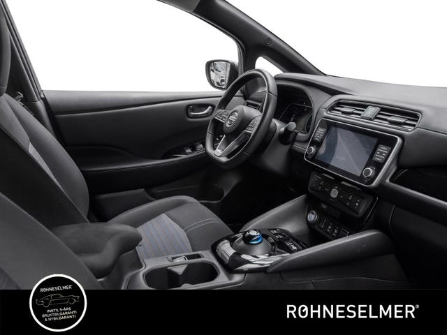 2021 NISSAN LEAF - 10