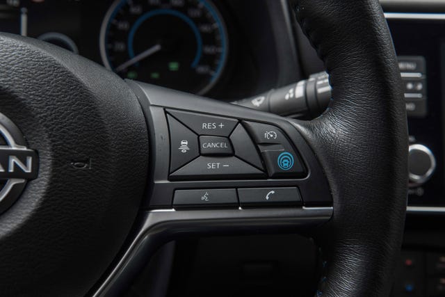 2022 NISSAN LEAF - 16
