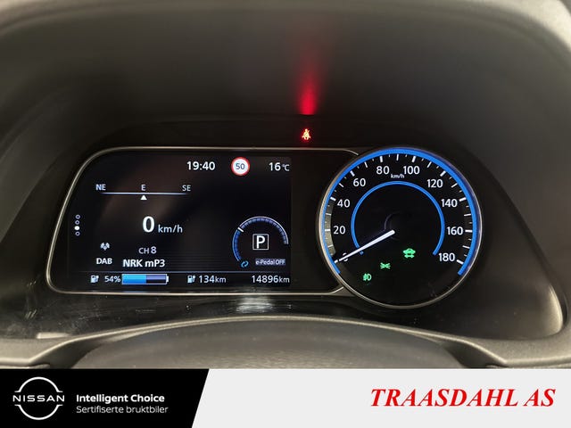 2022 NISSAN LEAF - 17