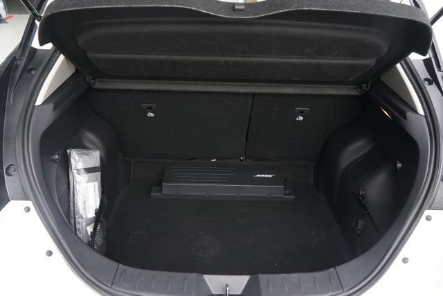 2022 NISSAN LEAF - 16