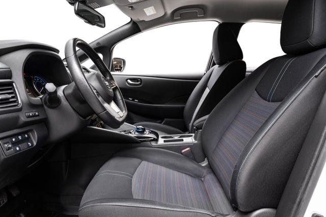 2021 NISSAN LEAF - 9