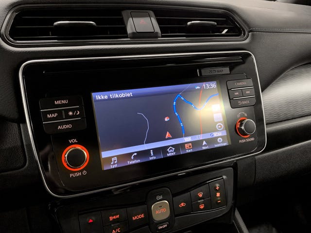 2018 NISSAN LEAF - 9