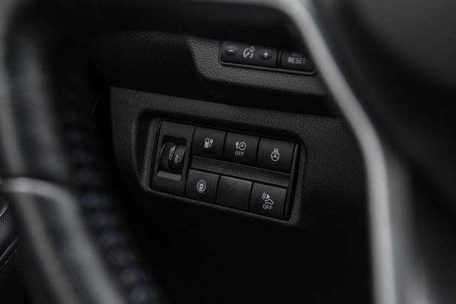 2021 NISSAN LEAF - 17
