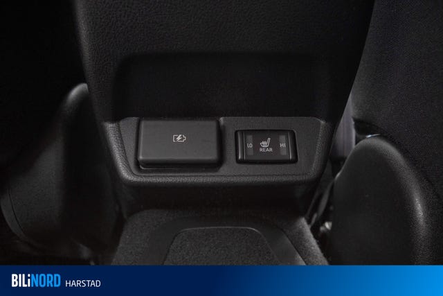 2021 NISSAN LEAF - 25