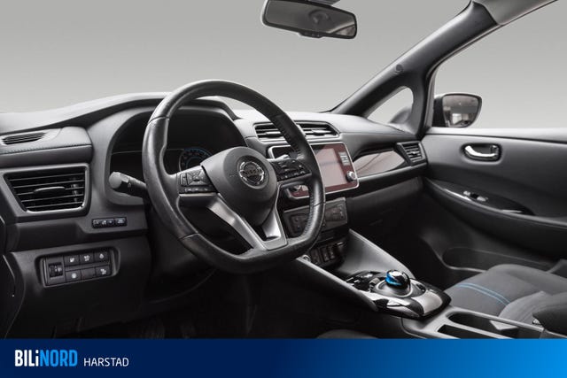 2021 NISSAN LEAF - 10