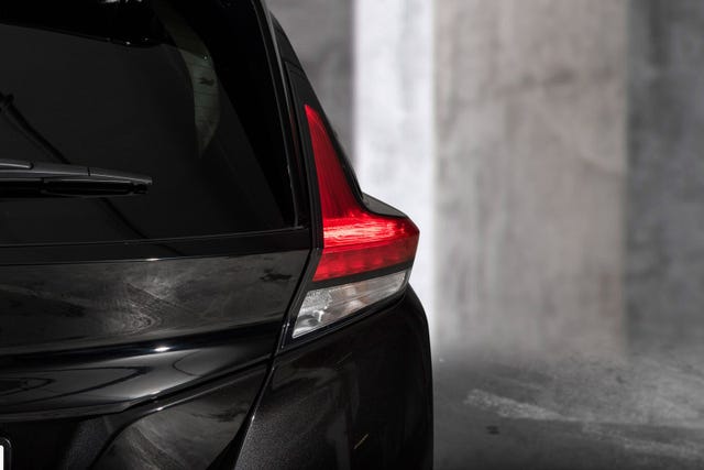 2022 NISSAN LEAF - 7