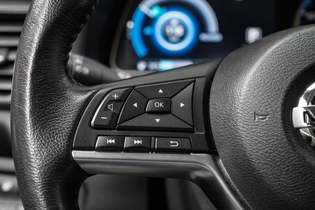 2021 NISSAN LEAF - 12