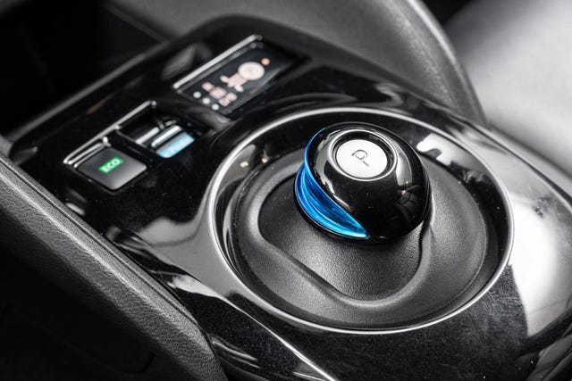 2021 NISSAN LEAF - 16