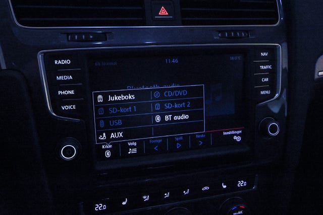 2015 VOLKSWAGEN GOLF - 15