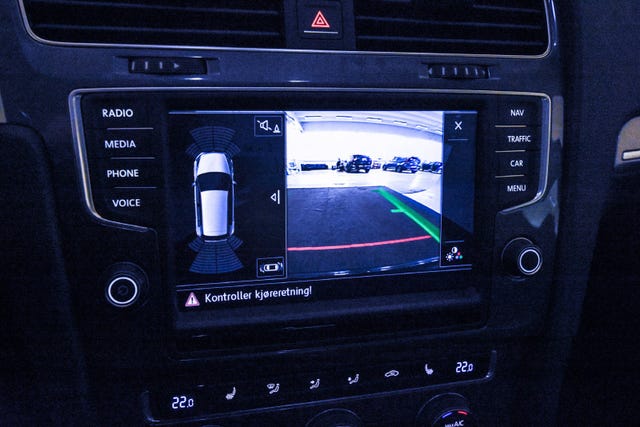 2015 VOLKSWAGEN GOLF - 18