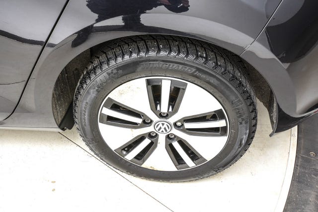 2015 VOLKSWAGEN GOLF - 9