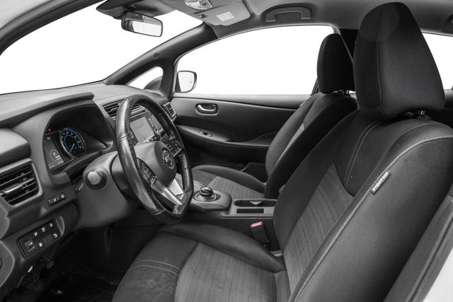 2021 NISSAN LEAF - 8