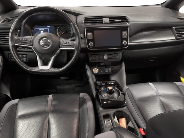 2021 NISSAN LEAF - 7