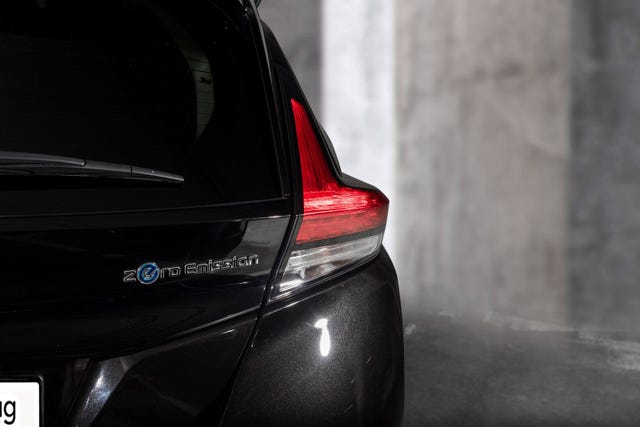2021 NISSAN LEAF - 7