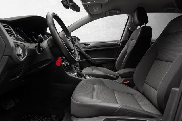 2019 VOLKSWAGEN GOLF - 10