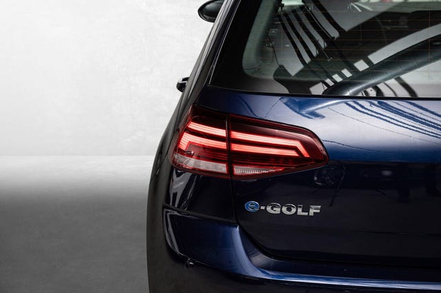 2019 VOLKSWAGEN GOLF - 9
