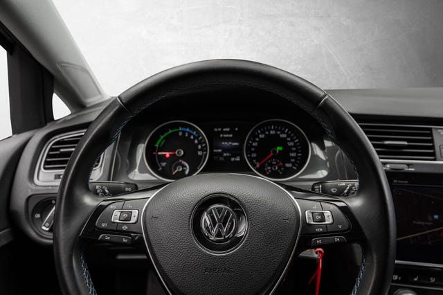 2019 VOLKSWAGEN GOLF - 14