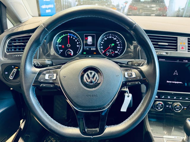 2018 VOLKSWAGEN GOLF - 11