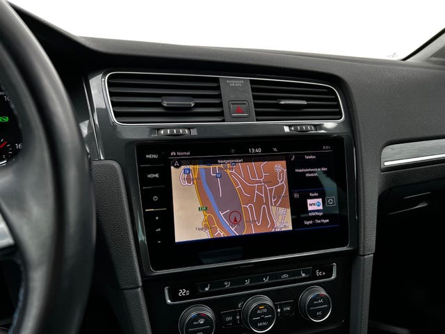 2018 VOLKSWAGEN GOLF - 24
